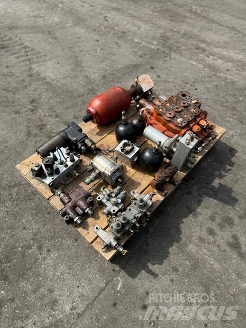 Daewoo Mega 300 V Υδραυλικά