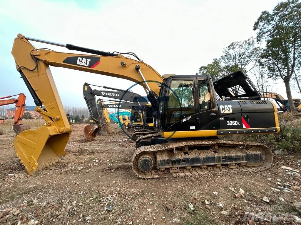CAT 326D Εκσκαφείς με ερπύστριες
