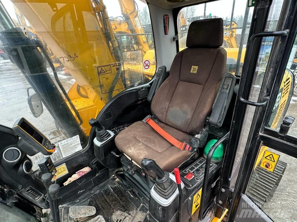 JCB JS 130 LC Εκσκαφείς με ερπύστριες