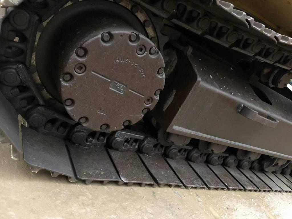 Komatsu 200-7 Εκσκαφείς με ερπύστριες