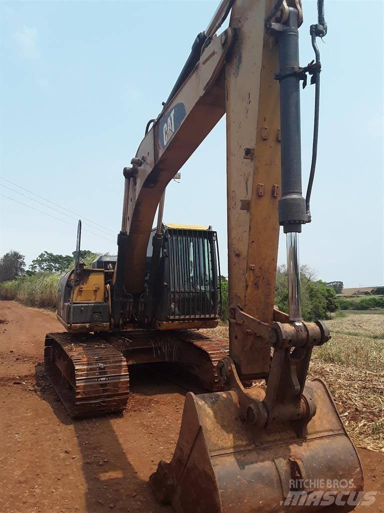 CAT 318D2L Εκσκαφείς με ερπύστριες
