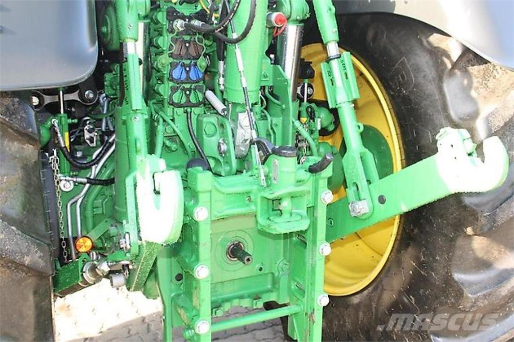 John Deere 6R195 Τρακτέρ
