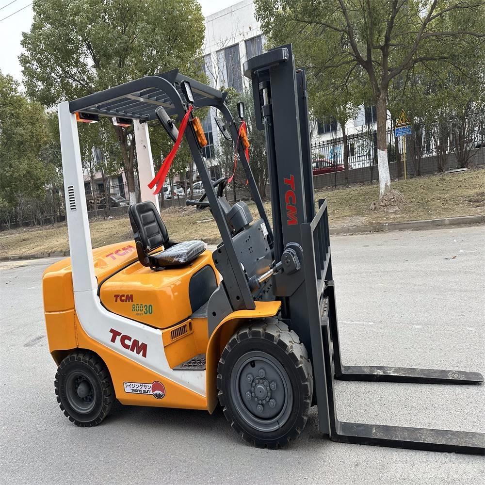 TCM FD30ZT Πετρελαιοκίνητα Κλαρκ