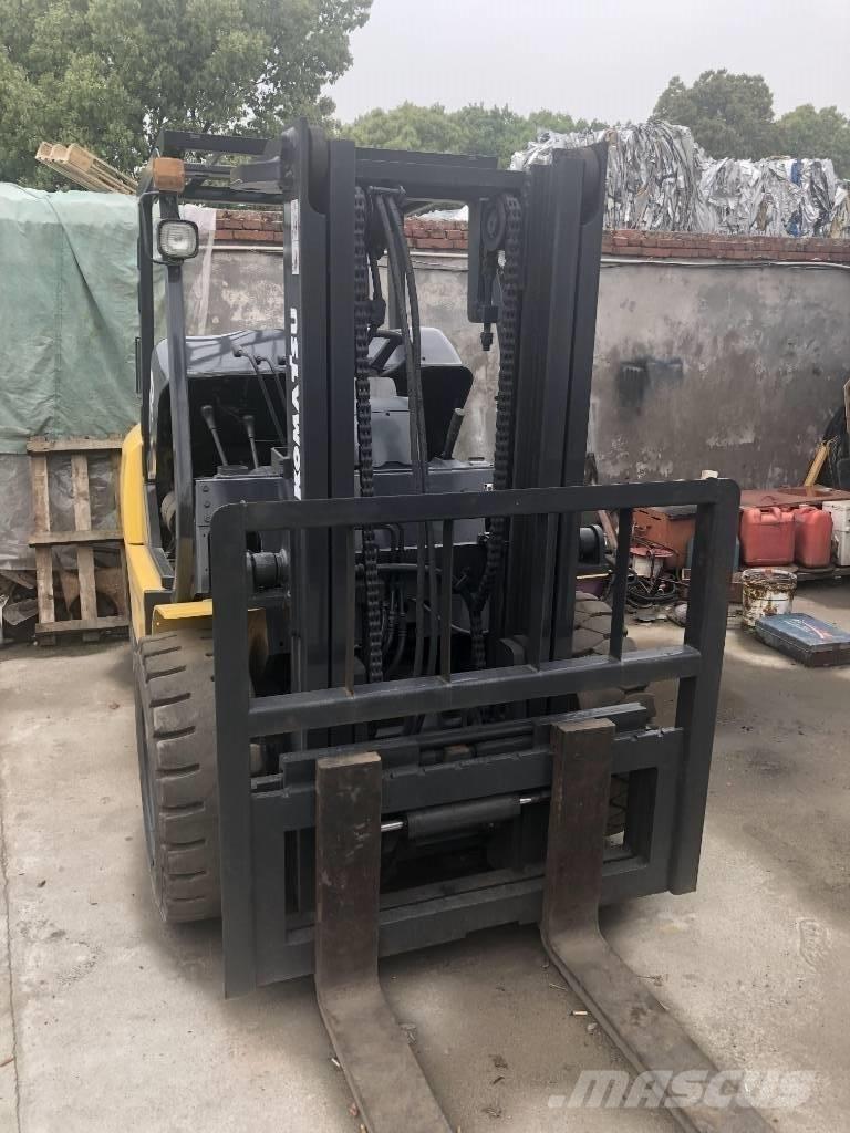 Komatsu 5 Ton Πετρελαιοκίνητα Κλαρκ