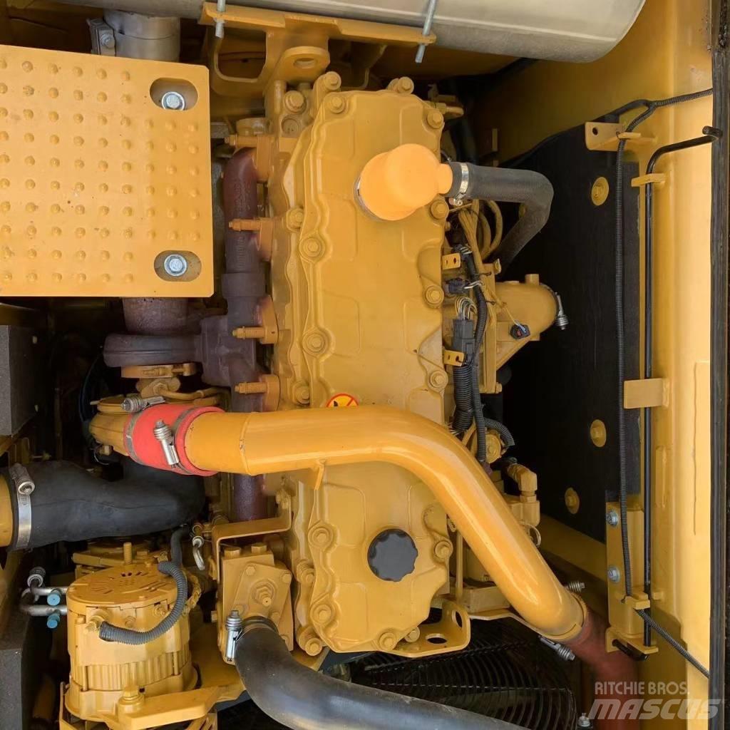 CAT 329E Εκσκαφείς με ερπύστριες