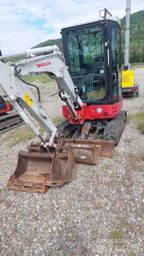 Takeuchi TB 23 R Εκσκαφάκι (διαβολάκι) < 7t