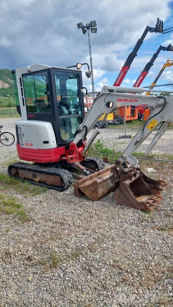 Takeuchi TB 23 R Εκσκαφάκι (διαβολάκι) < 7t