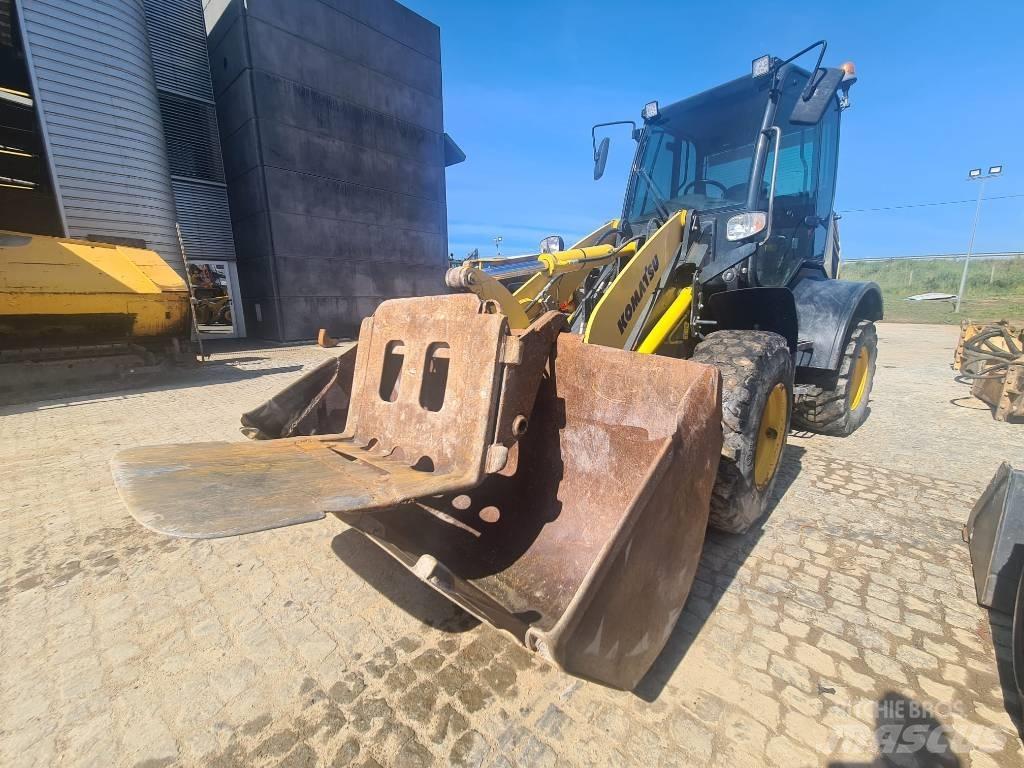 Komatsu WA 100 M Φορτωτές με λάστιχα (Τροχοφόροι)