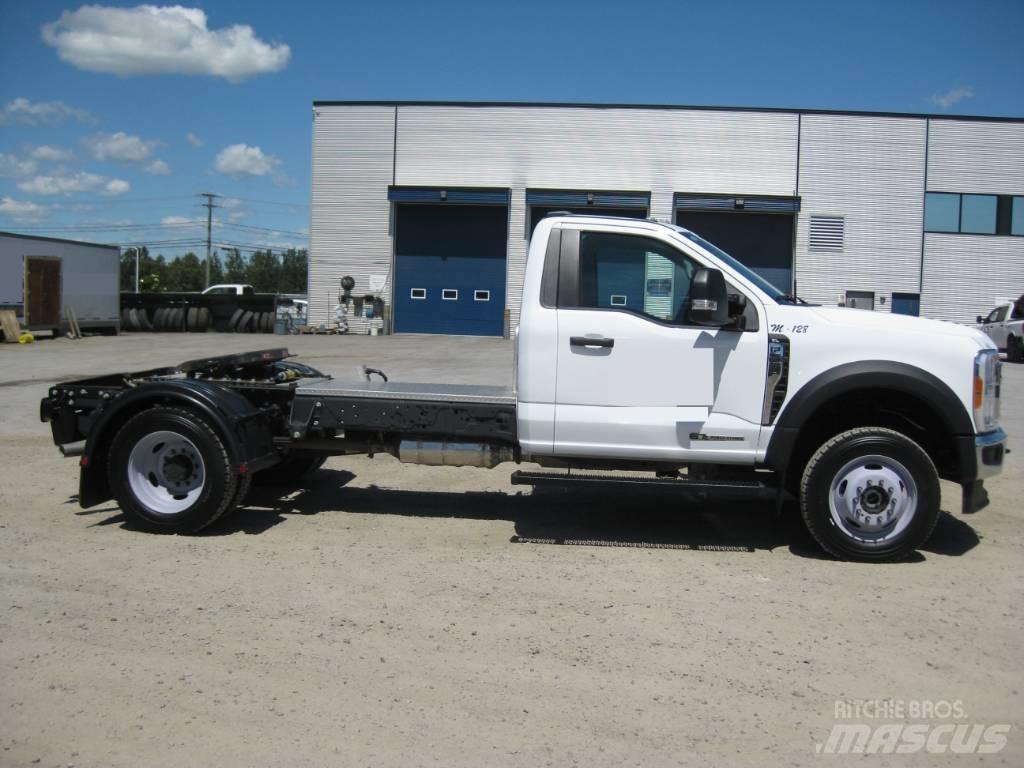 Ford F 550 Τράκτορες