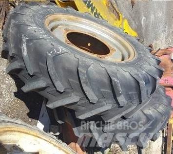  Pneus 12.4R24 Ελαστικά και ζάντες