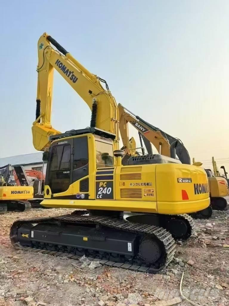Komatsu PC 240 Εκσκαφείς με ερπύστριες