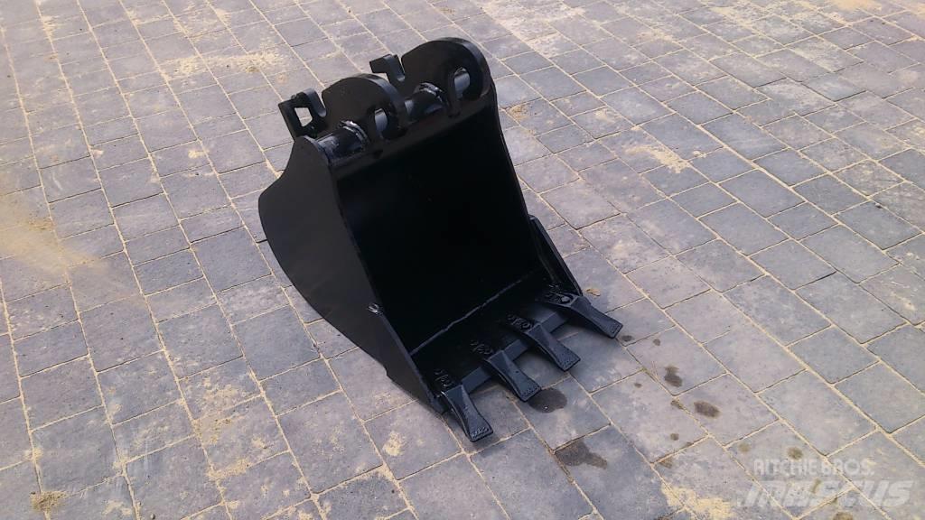 JCB 8008 Εκσκαφάκι (διαβολάκι) < 7t