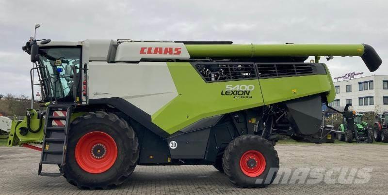 CLAAS LEXION 5400 Θεριζοαλωνιστικές μηχανές