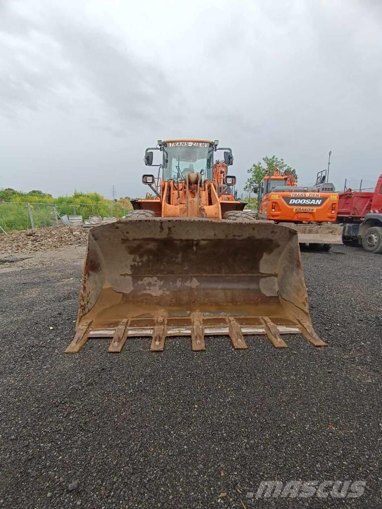Doosan DL 350 Φορτωτές με λάστιχα (Τροχοφόροι)