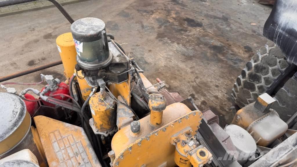 CAT 775 D Άκαμπτα Dumper με ανατρεπόμενο κάδο