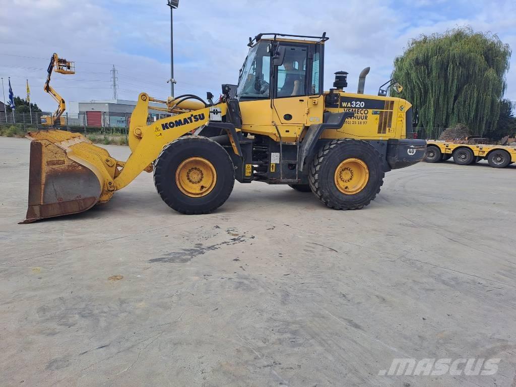 Komatsu WA 320-6 Φορτωτές με λάστιχα (Τροχοφόροι)
