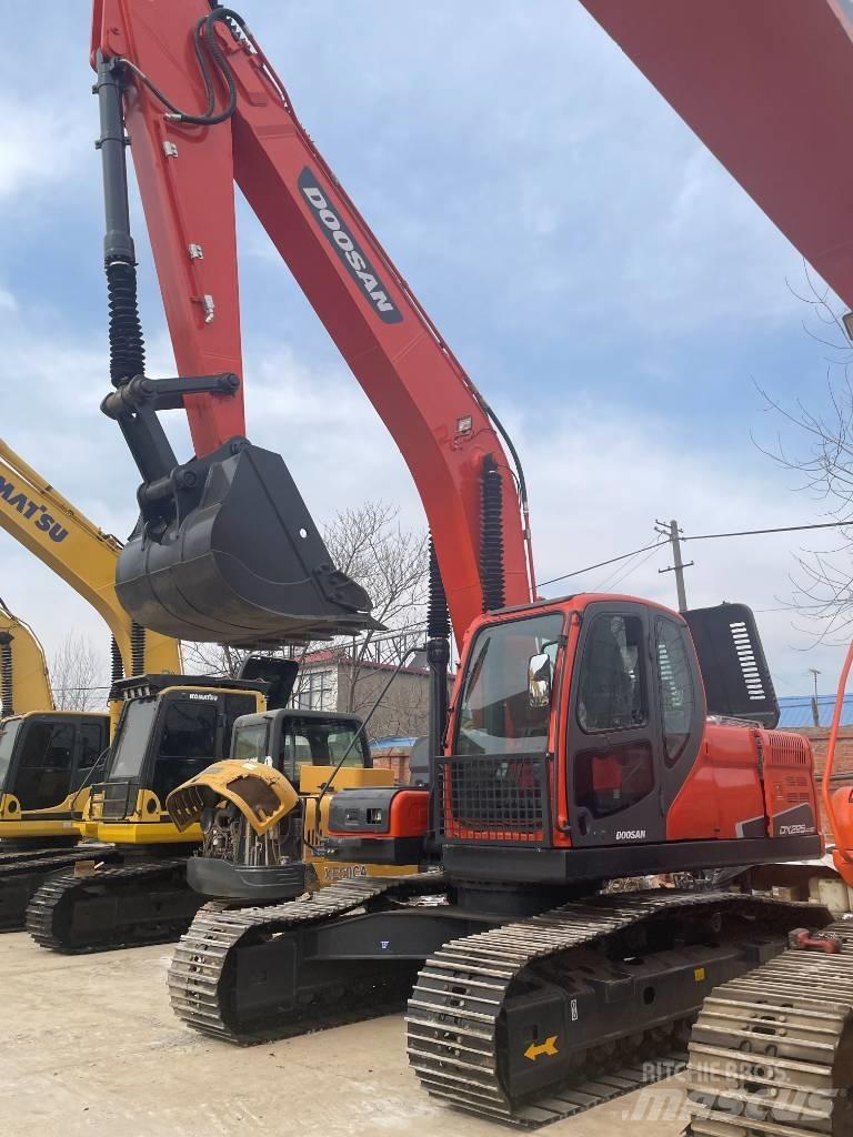 Doosan DX225lc-9 Εκσκαφείς με ερπύστριες