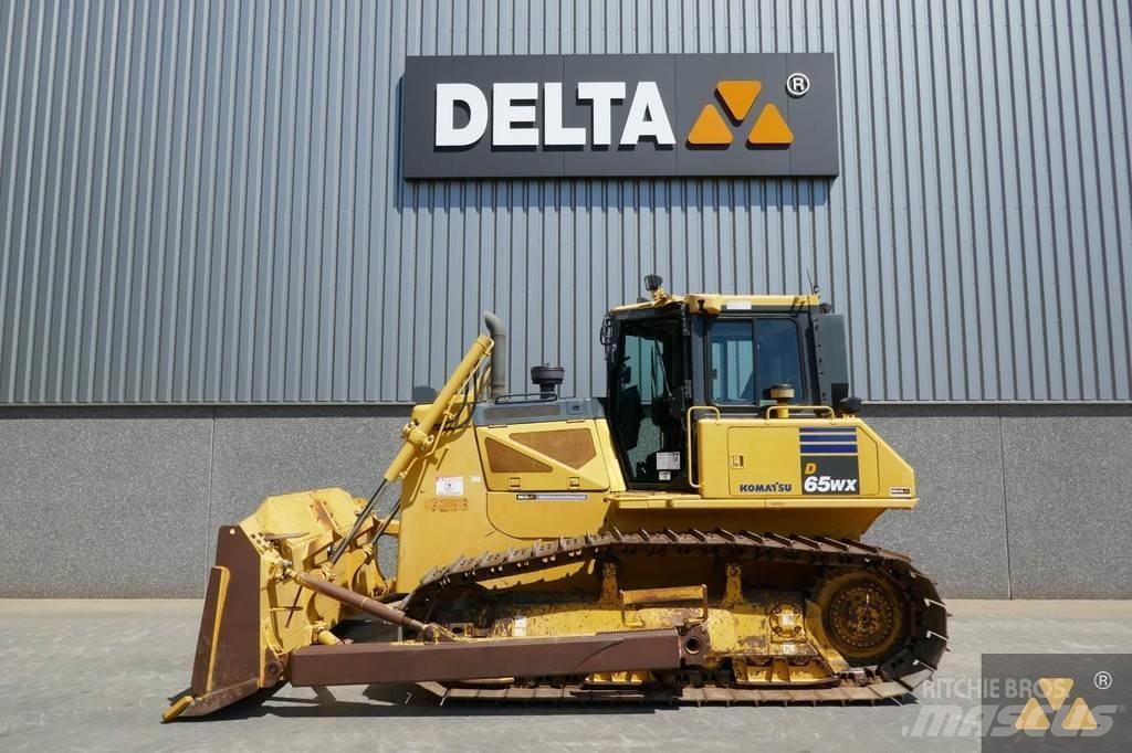 Komatsu D65WX-17 Μπουλντόζες με ερπύστριες