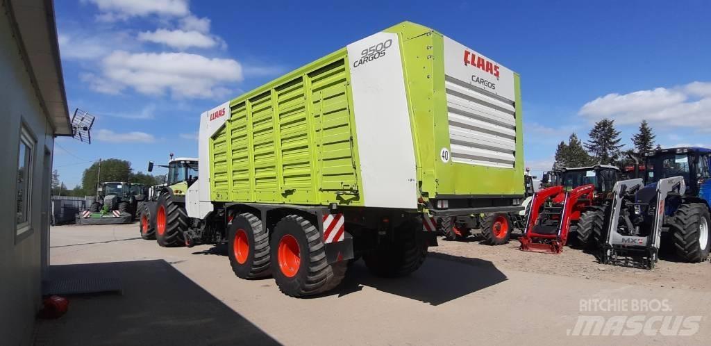 CLAAS Cargos 9500 Ρυμούλκα με διάταξη αυτοφόρτωσης