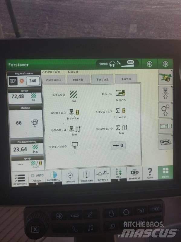John Deere M952 Ρυμουλκούμενα ψεκαστικά