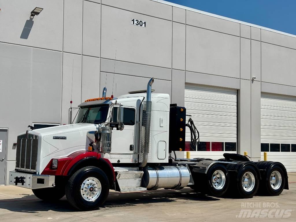 Kenworth T 800 Τράκτορες