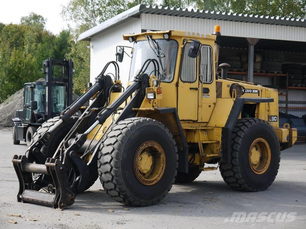 Volvo L 90 Φορτωτές με λάστιχα (Τροχοφόροι)