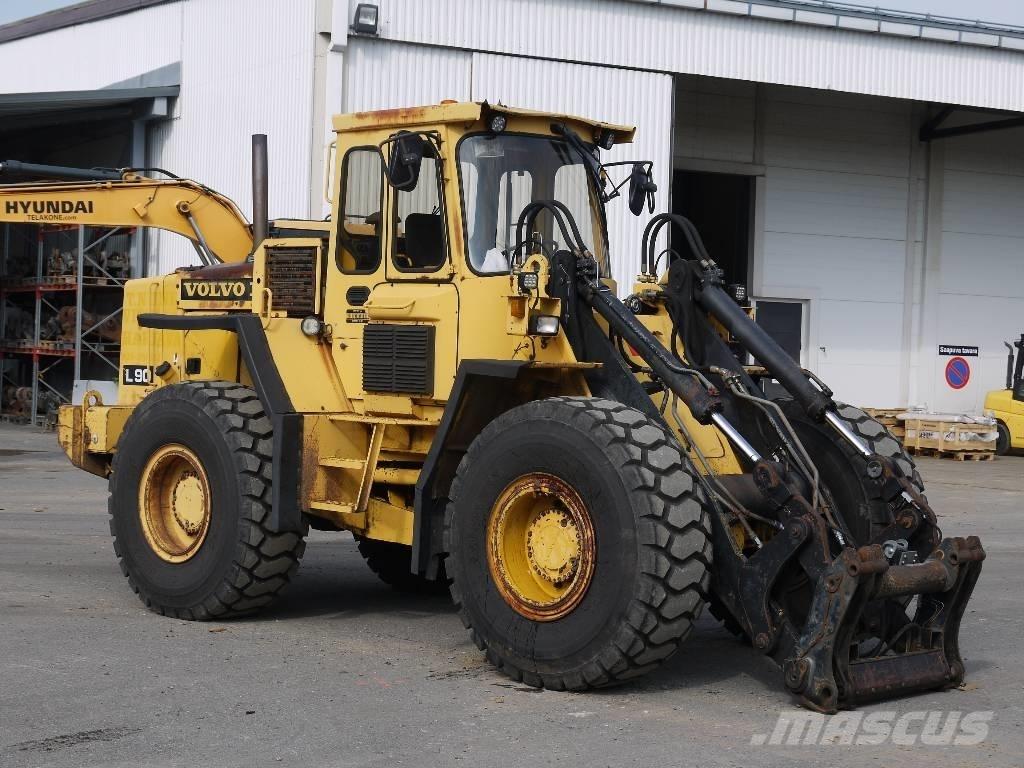 Volvo L 90 Φορτωτές με λάστιχα (Τροχοφόροι)