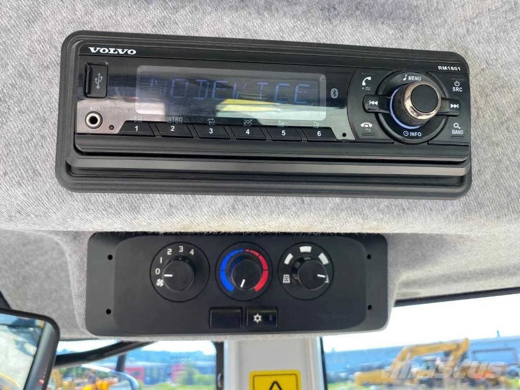 Volvo SD135B Οδοστρωτήρες μονού κυλίνδρου