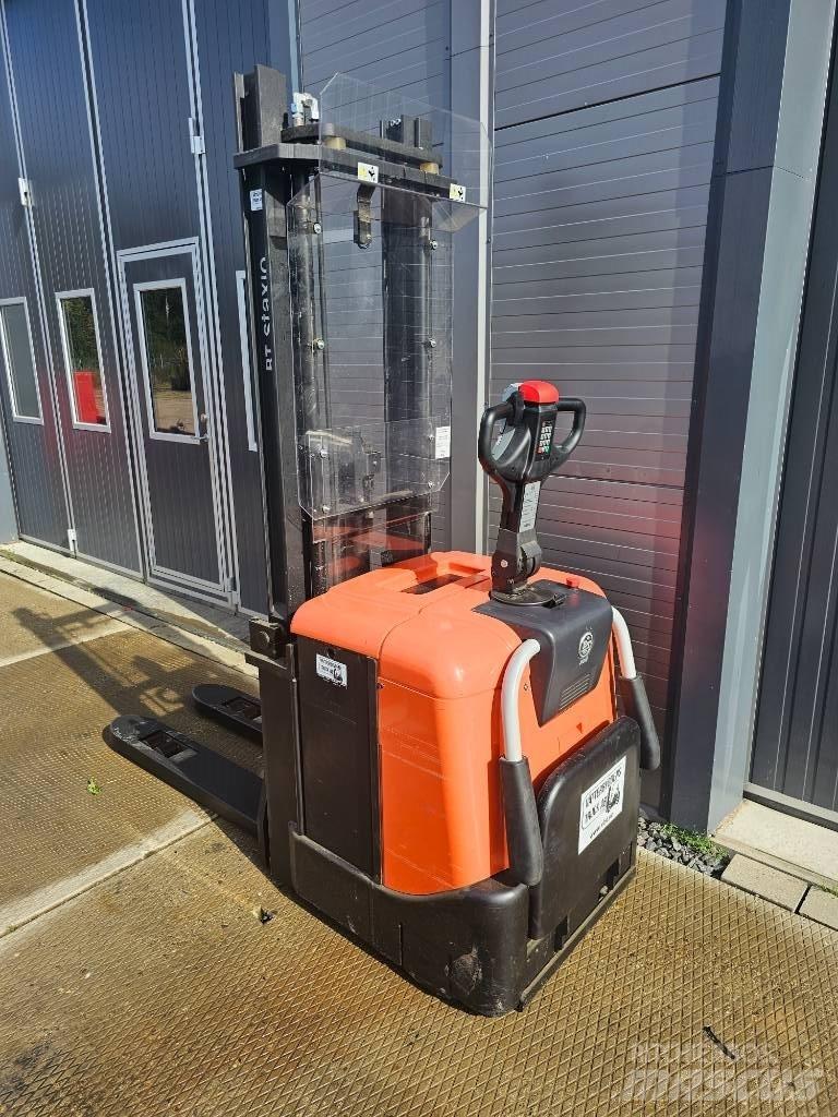BT SPE 125 4150mm Παλετοφόρα πεζού χειριστή με ιστό