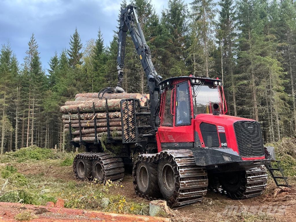 Komatsu 845 Μεταφορείς ξυλείας