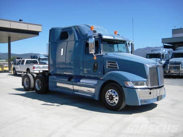 Western Star 5700 XE Τράκτορες
