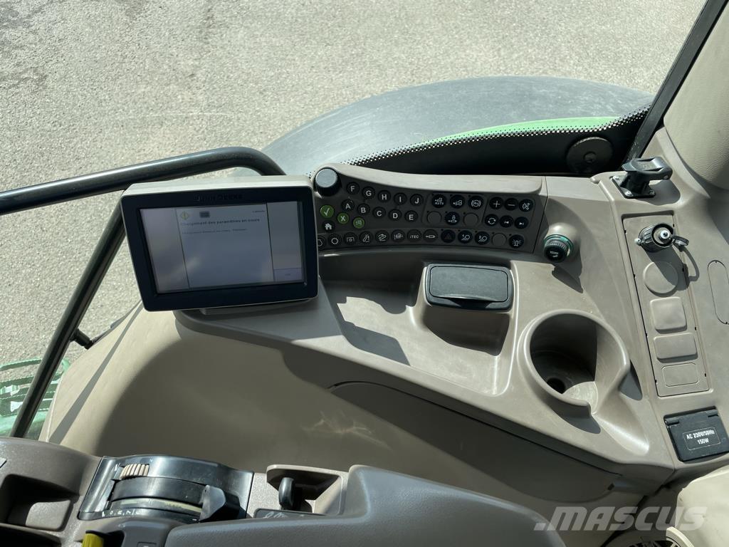 John Deere 6210R Τρακτέρ