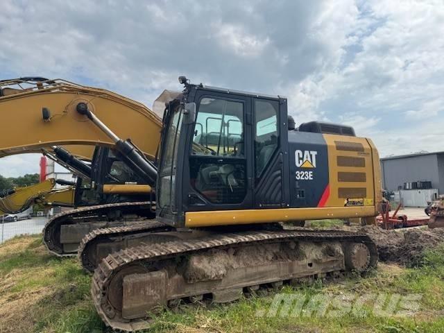 CAT 323 E Εκσκαφείς με ερπύστριες
