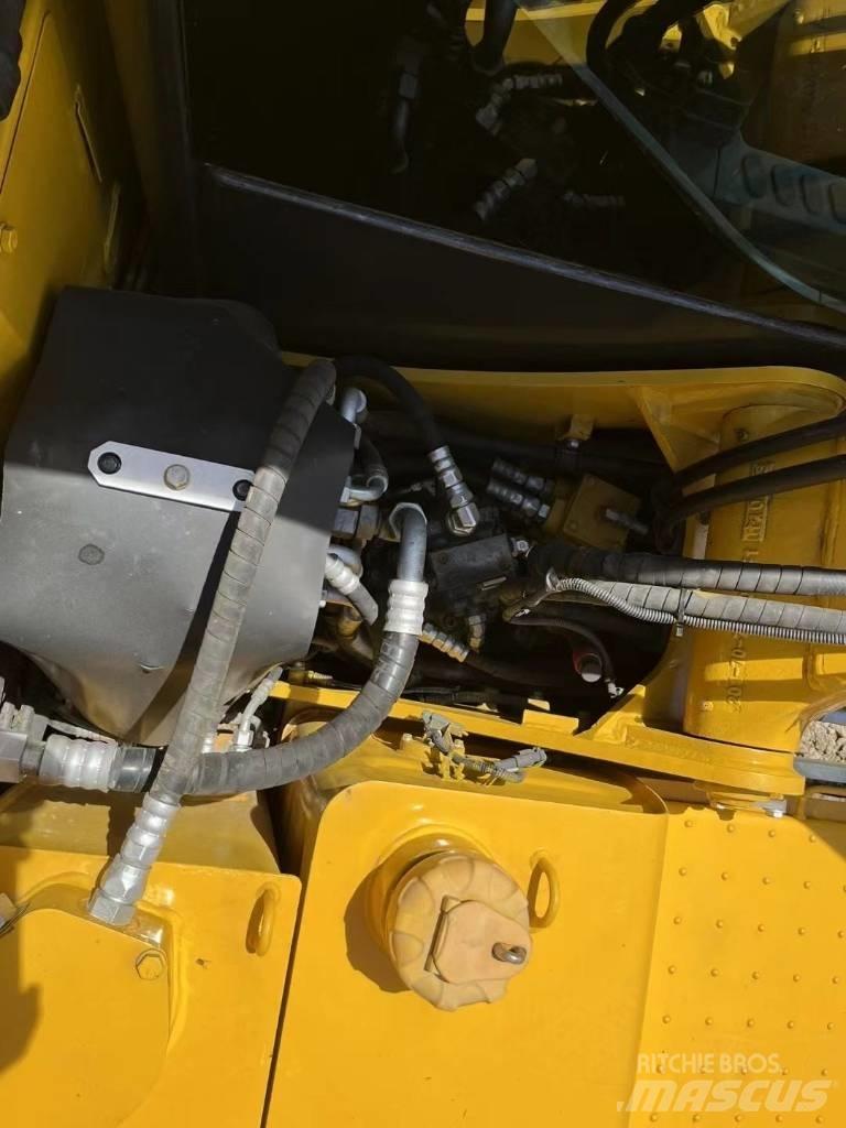 Komatsu PC 70 Εκσκαφείς με ερπύστριες