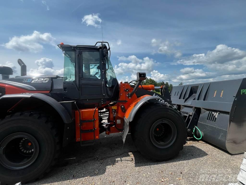 Hitachi ZW 220 Φορτωτές με λάστιχα (Τροχοφόροι)