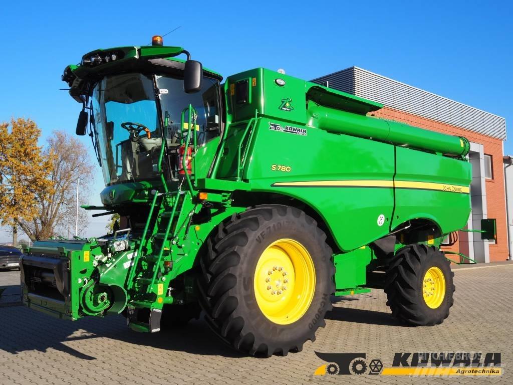 John Deere S780 + 730X Θεριζοαλωνιστικές μηχανές