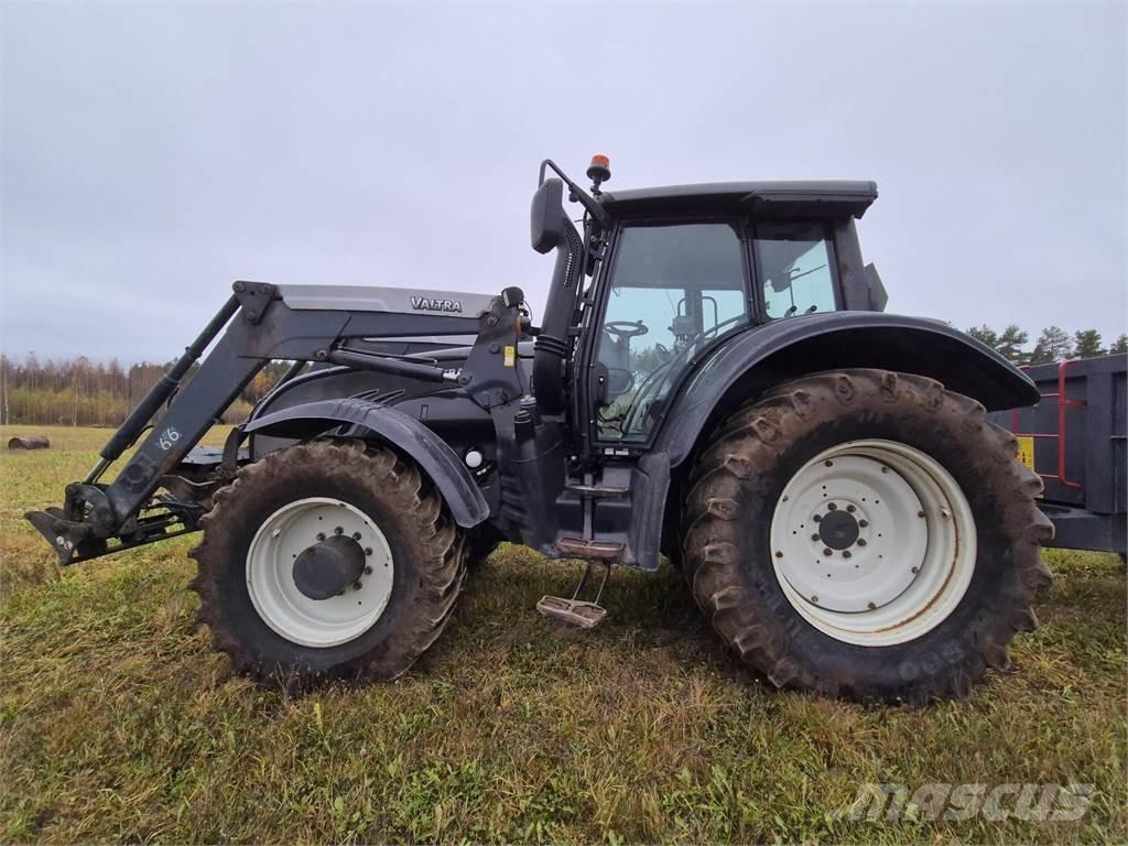Valtra T163e V Τρακτέρ