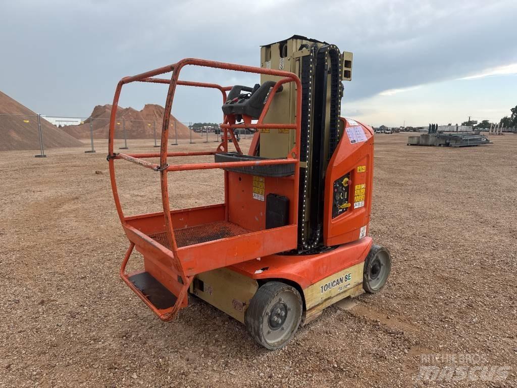 JLG Toucan 8 E Ανυψωτήρες με κατακόρυφους πυλώνες