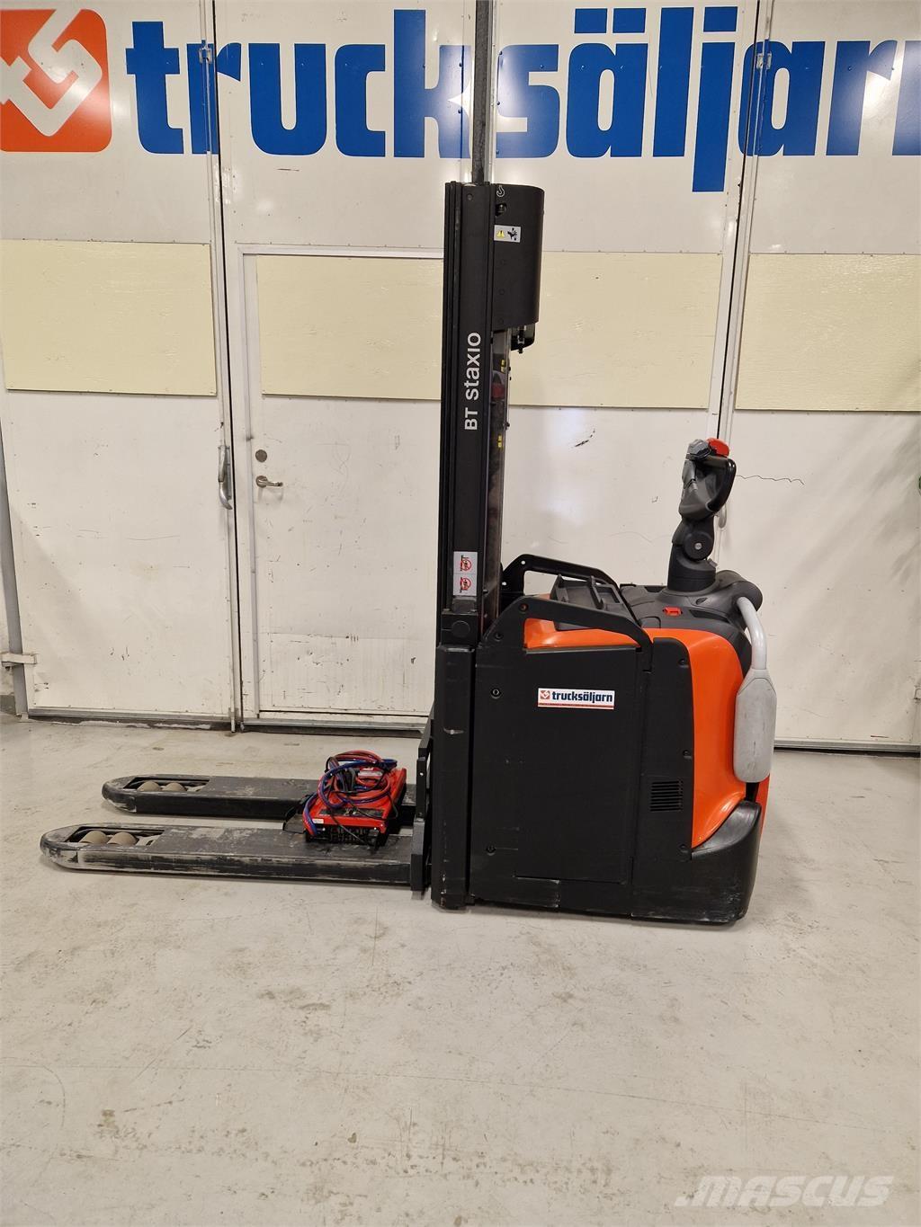 Toyota SPE120L Ηλεκτρικά παλετοφόρα με ιστό