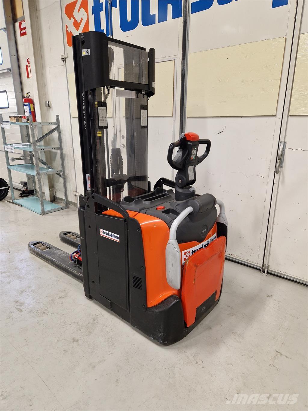 Toyota SPE120L Ηλεκτρικά παλετοφόρα με ιστό