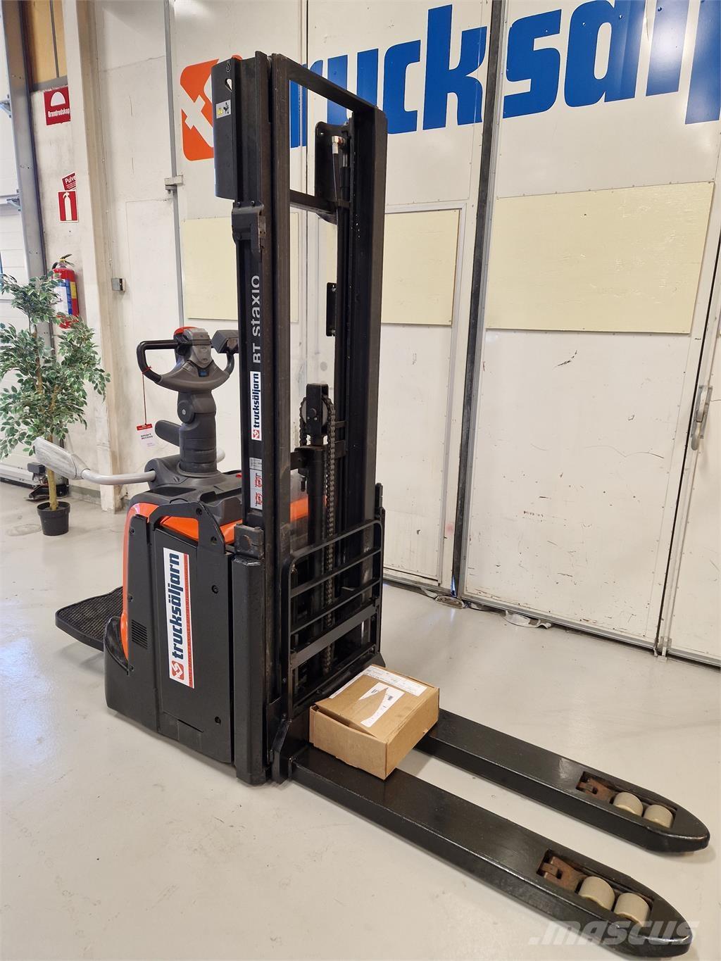 Toyota SPE120L Ηλεκτρικά παλετοφόρα με ιστό