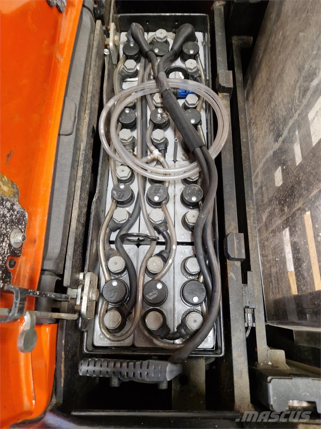 Toyota SPE120L Ηλεκτρικά παλετοφόρα με ιστό