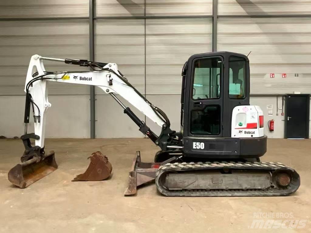 Bobcat E 50 Εκσκαφάκι (διαβολάκι) < 7t