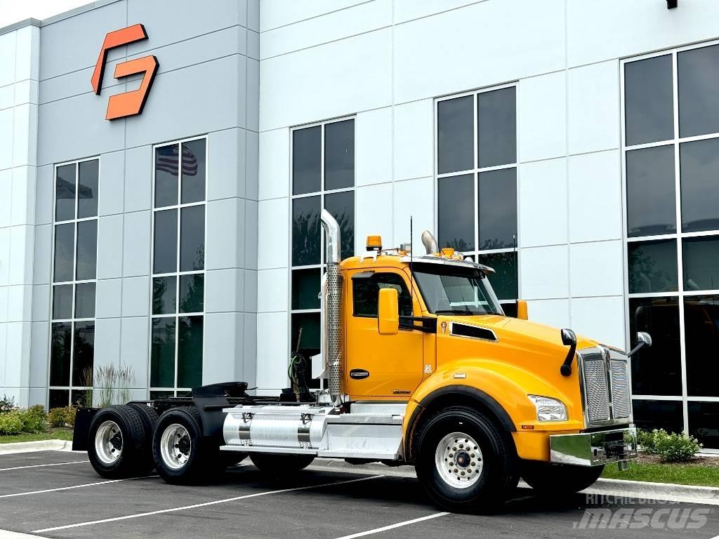 Kenworth T880 Τράκτορες