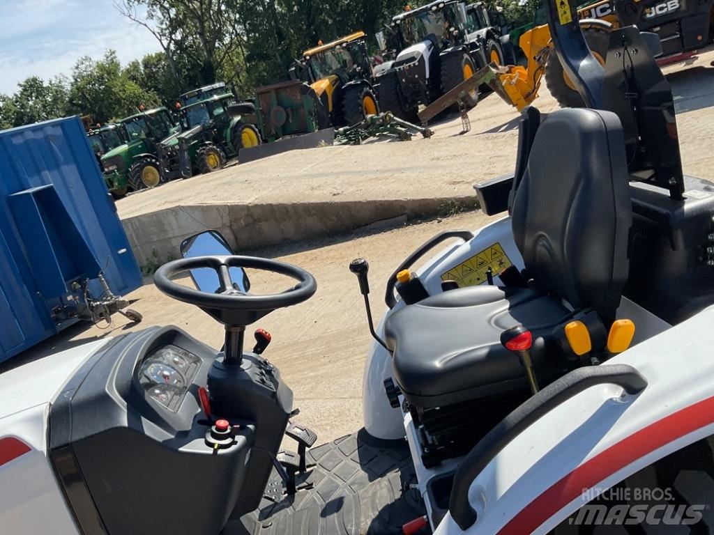 Bobcat CT 2025 Τρακτέρ