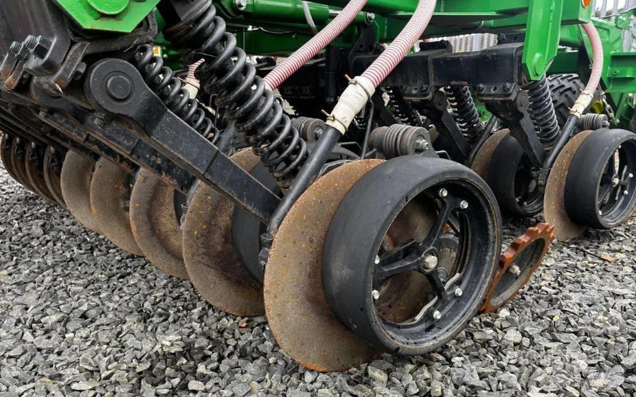 John Deere 750 A Σπορείς