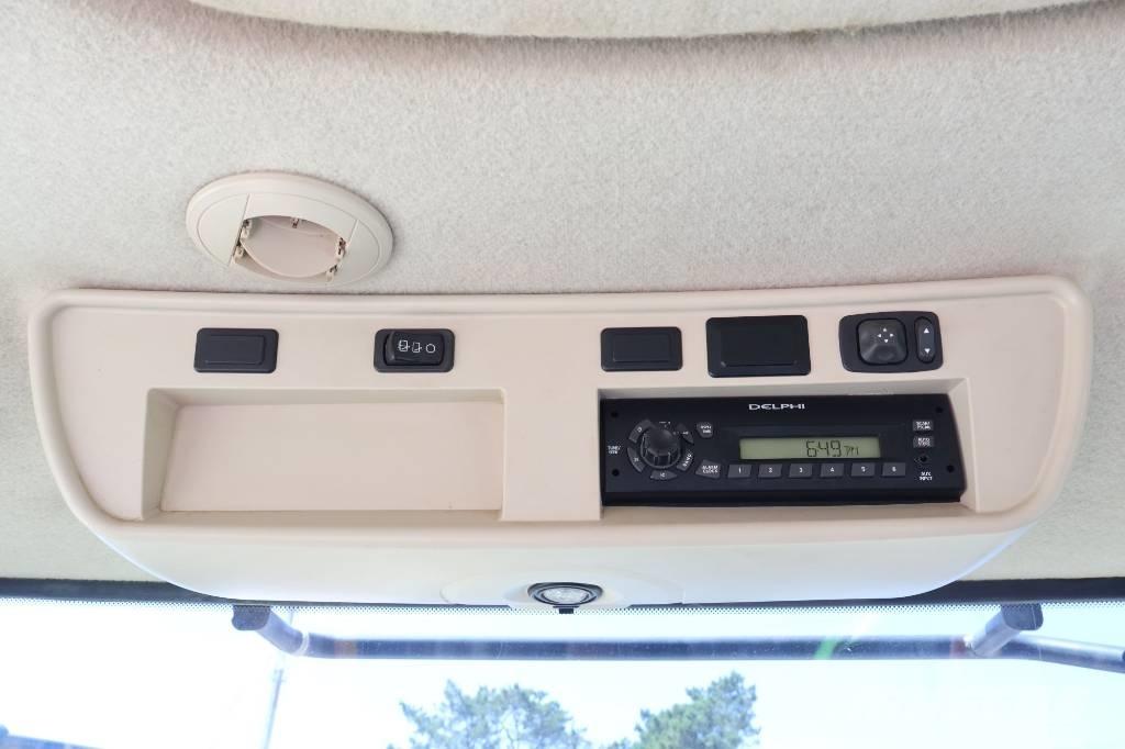 John Deere 7215 R Τρακτέρ