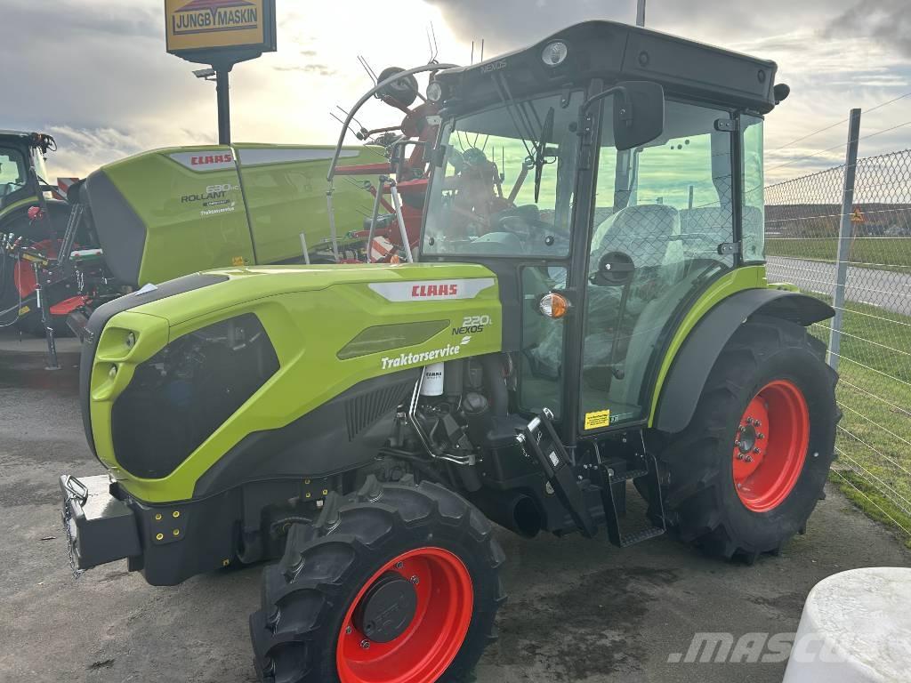 CLAAS Nexos 220 Τρακτέρ