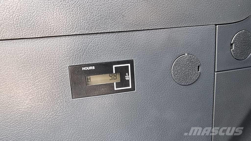 Hyundai HX 140 AL Εκσκαφείς με ερπύστριες