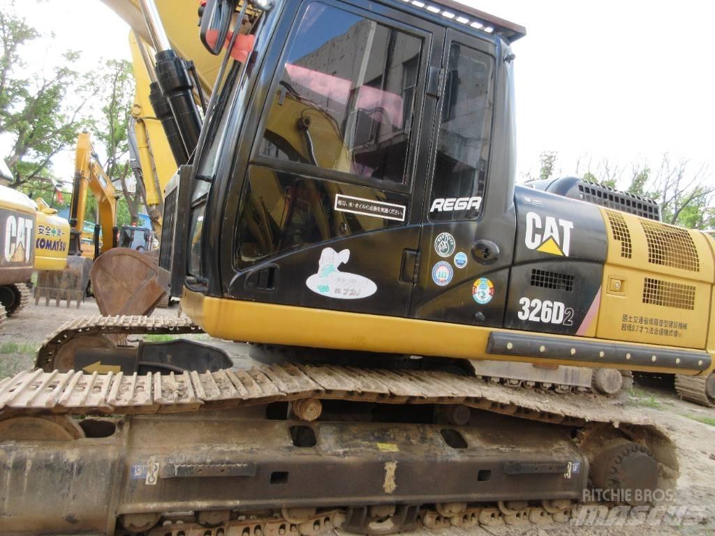 CAT 326 Εκσκαφείς με ερπύστριες